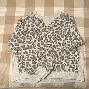 Leopard print crew neck